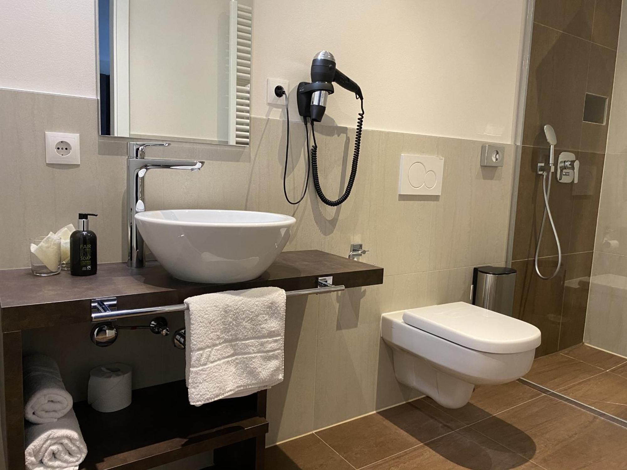Hotel-Jakobslust Grünstadt Kamer foto